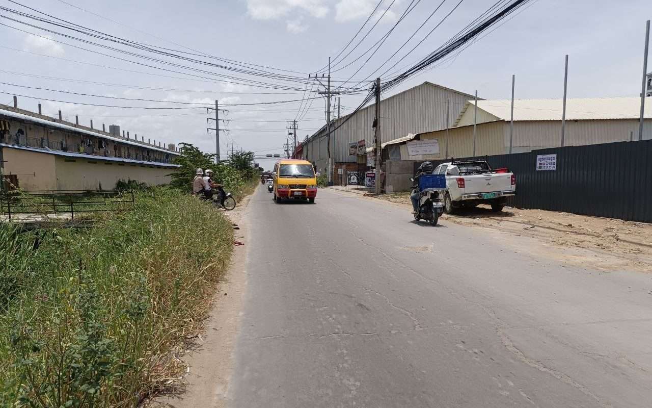 $$$-ផ្ទះអាជីវកម្មជួល 3,6m x 5m $300/ខែ-$$$