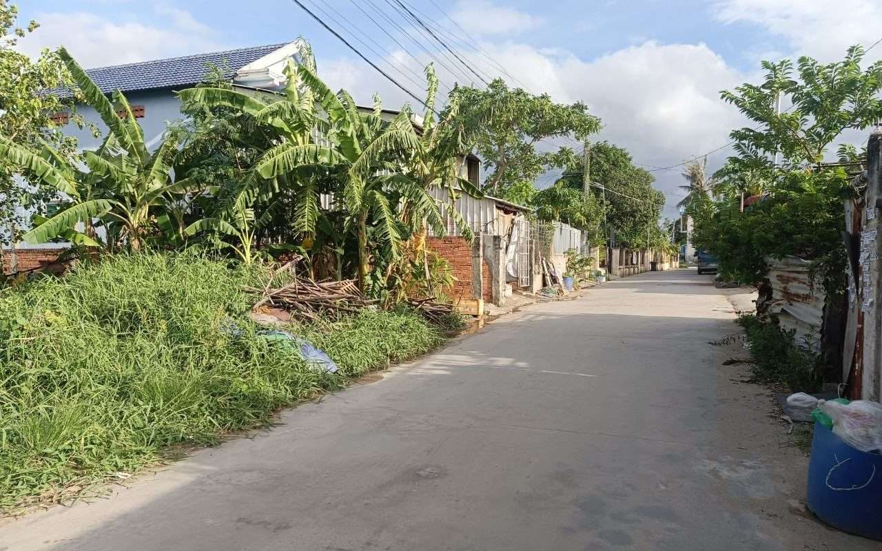 $$$-ដីលក់20m x 10m $70,000-$$$