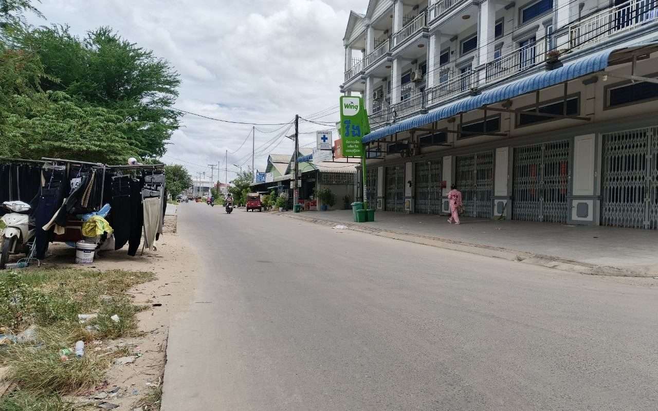 $$$-ដីលក់-ជួល 65m x 75m $600/m²-$$$