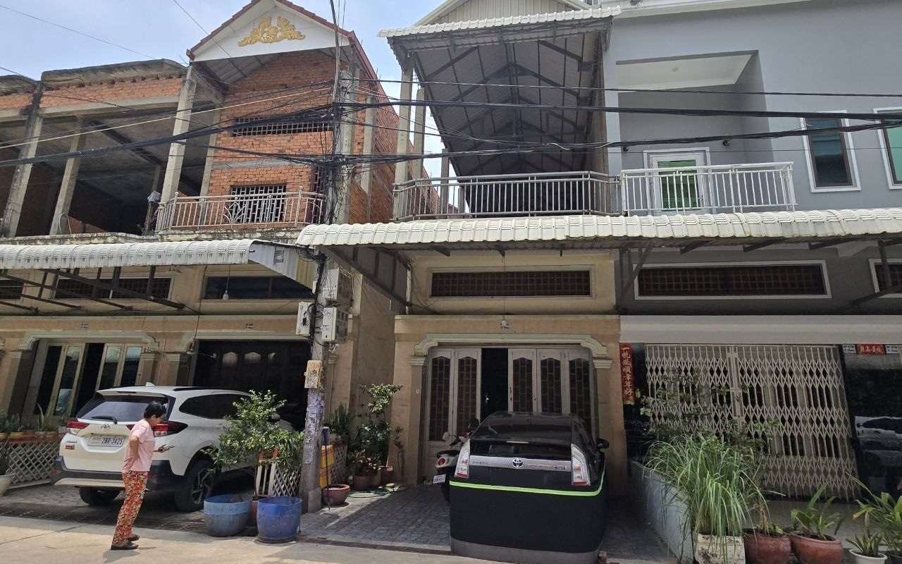 $$$-ផ្ទះលក់ 4.3m x 22m $86,000-$$$